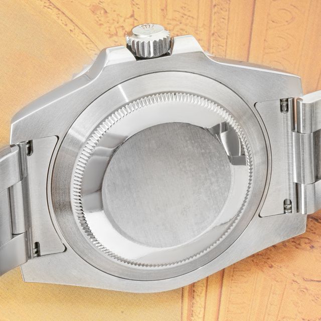 Rolex Submariner 116610 LN Image 4